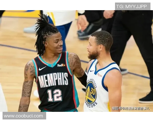 马丁内斯的传奇之路:从新星崛起到足球巨星的辉煌历程